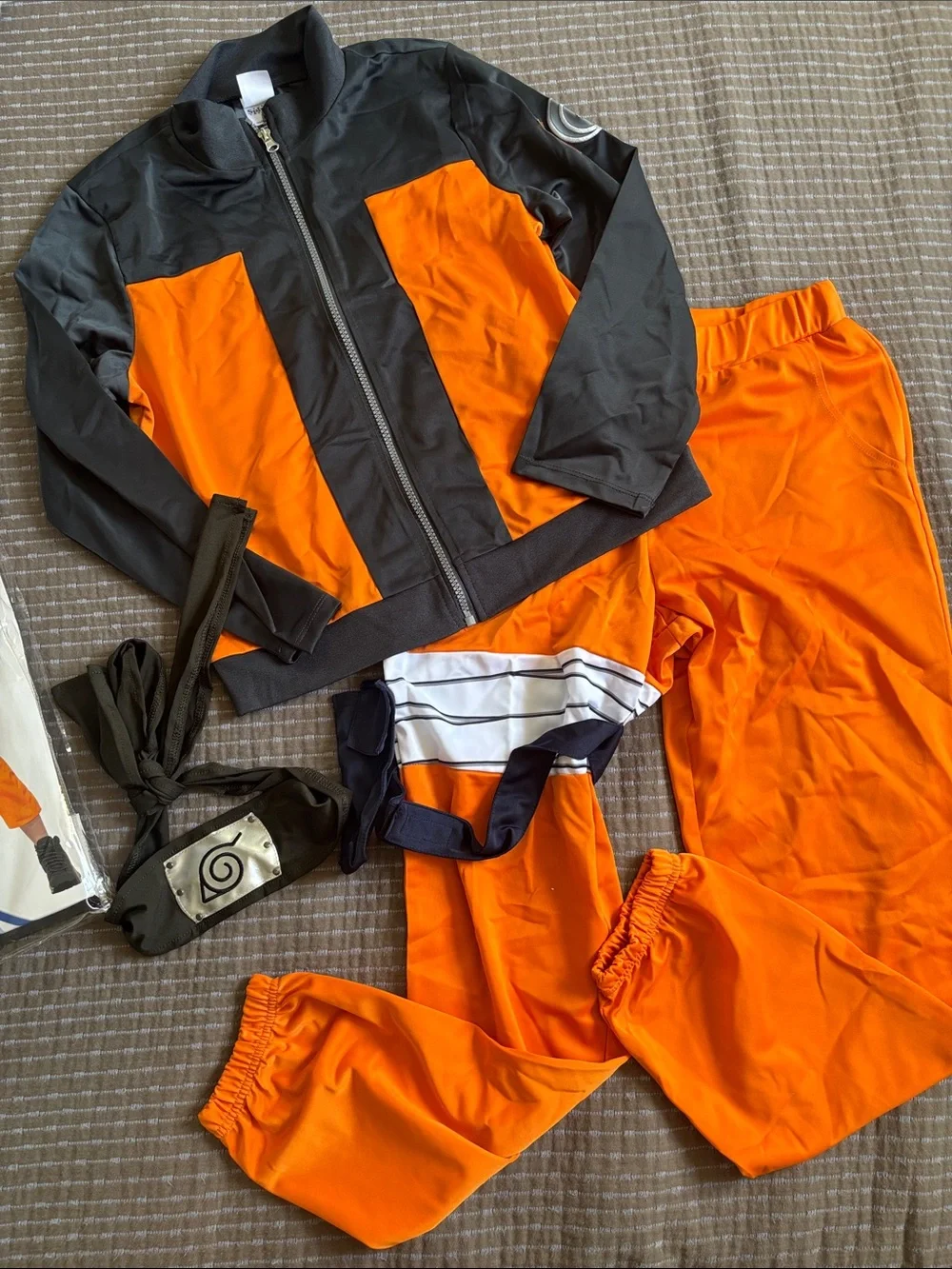 Official Naruto Shippuden Costume Set - Child XL (14-16) Jacket Pants Headband